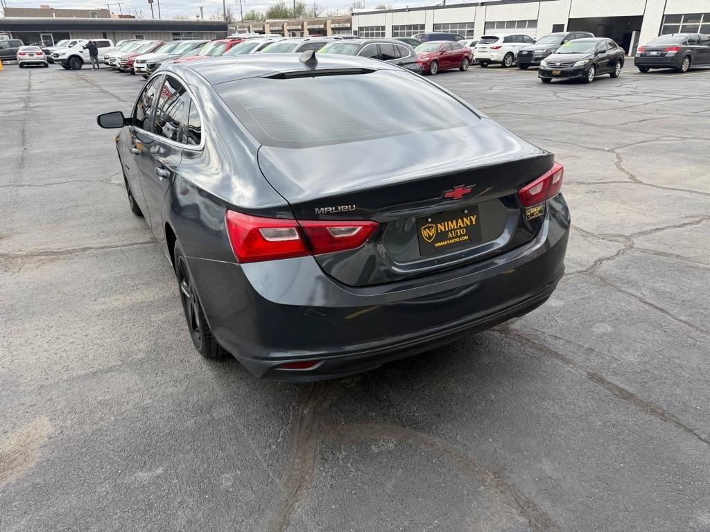 Used 2019 Chevrolet Malibu LS FWD image 4