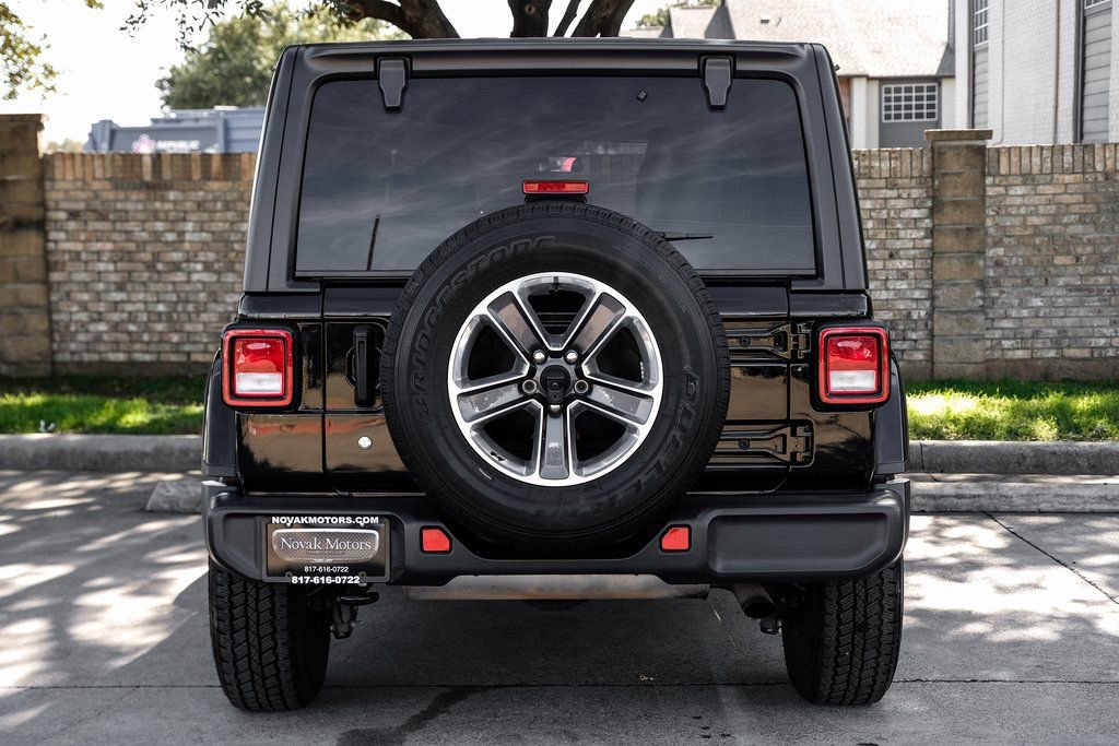 Used 2020 Jeep Wrangler Unlimited Sahara image 18
