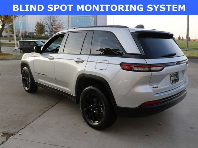 Used 2025 Jeep Grand Cherokee Altitude w/ Trailer Tow Package image 8