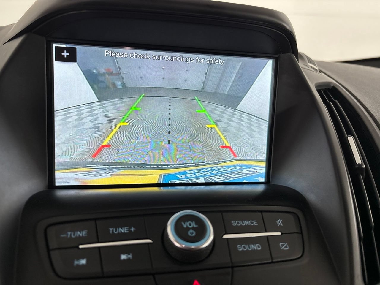 Used 2019 Ford Escape SE AWD/4WD image 16
