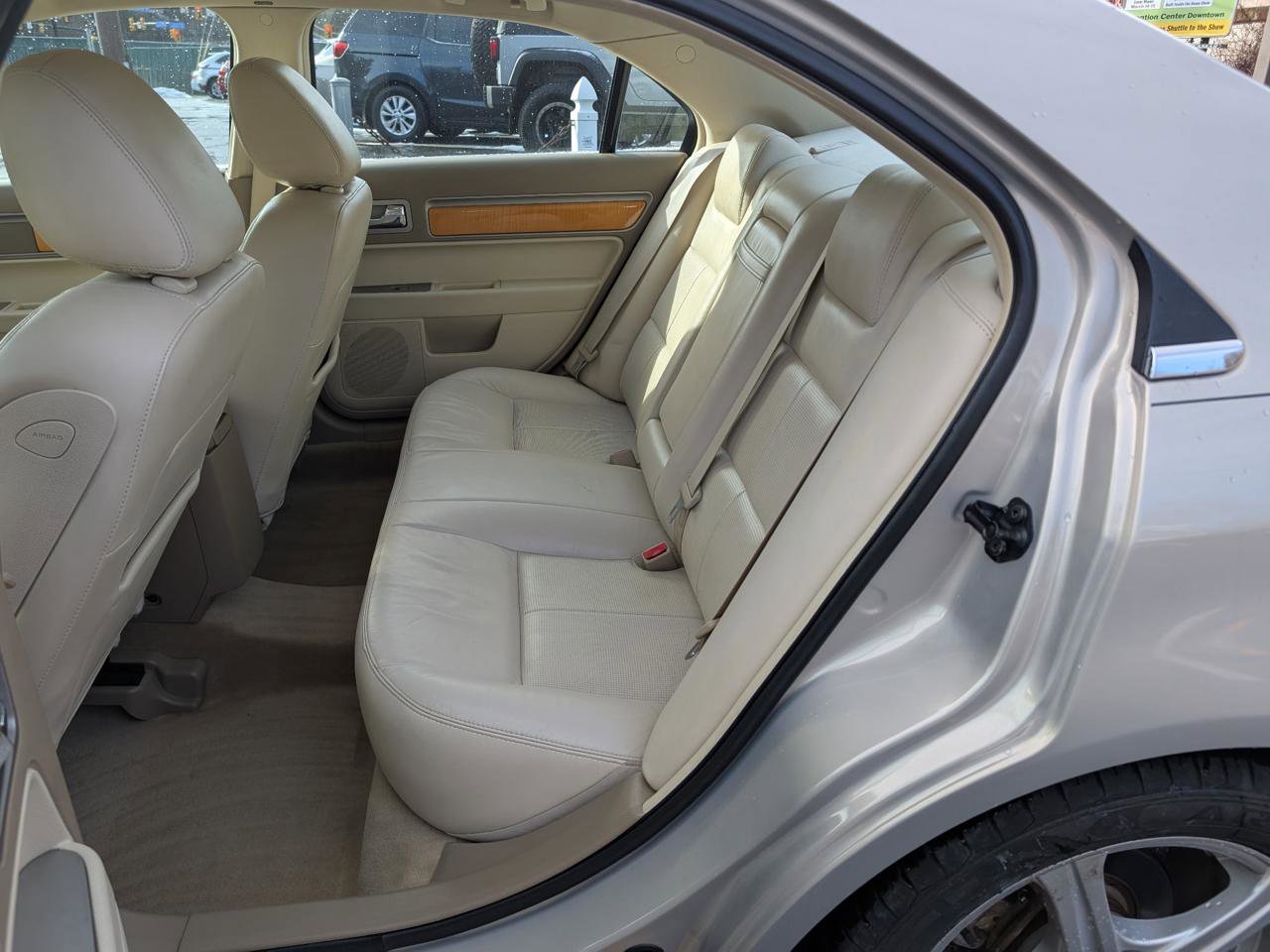 Used 2009 Lincoln MKZ image 15