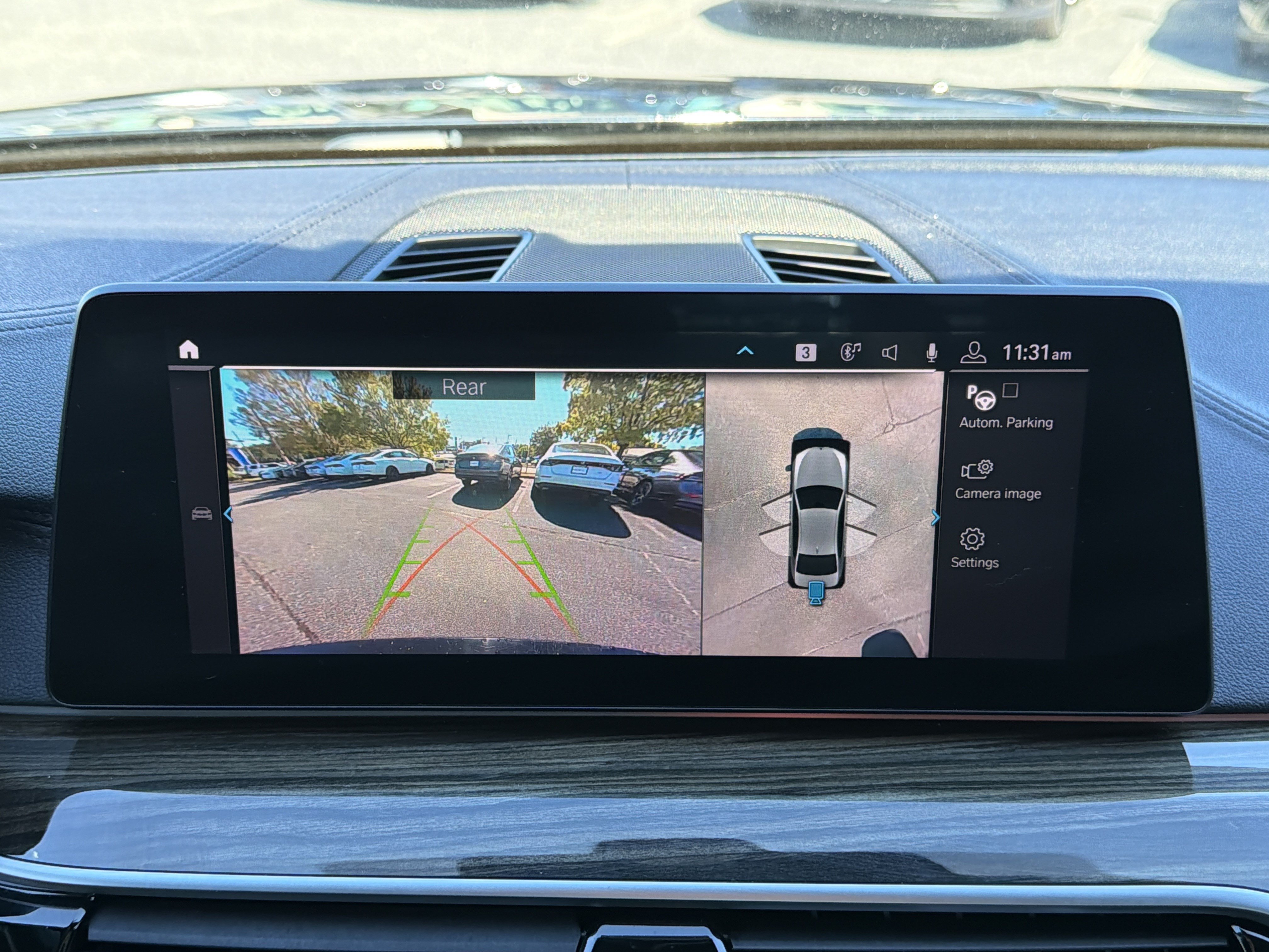 Used 2020 BMW 530i w/ Premium Package RWD image 4