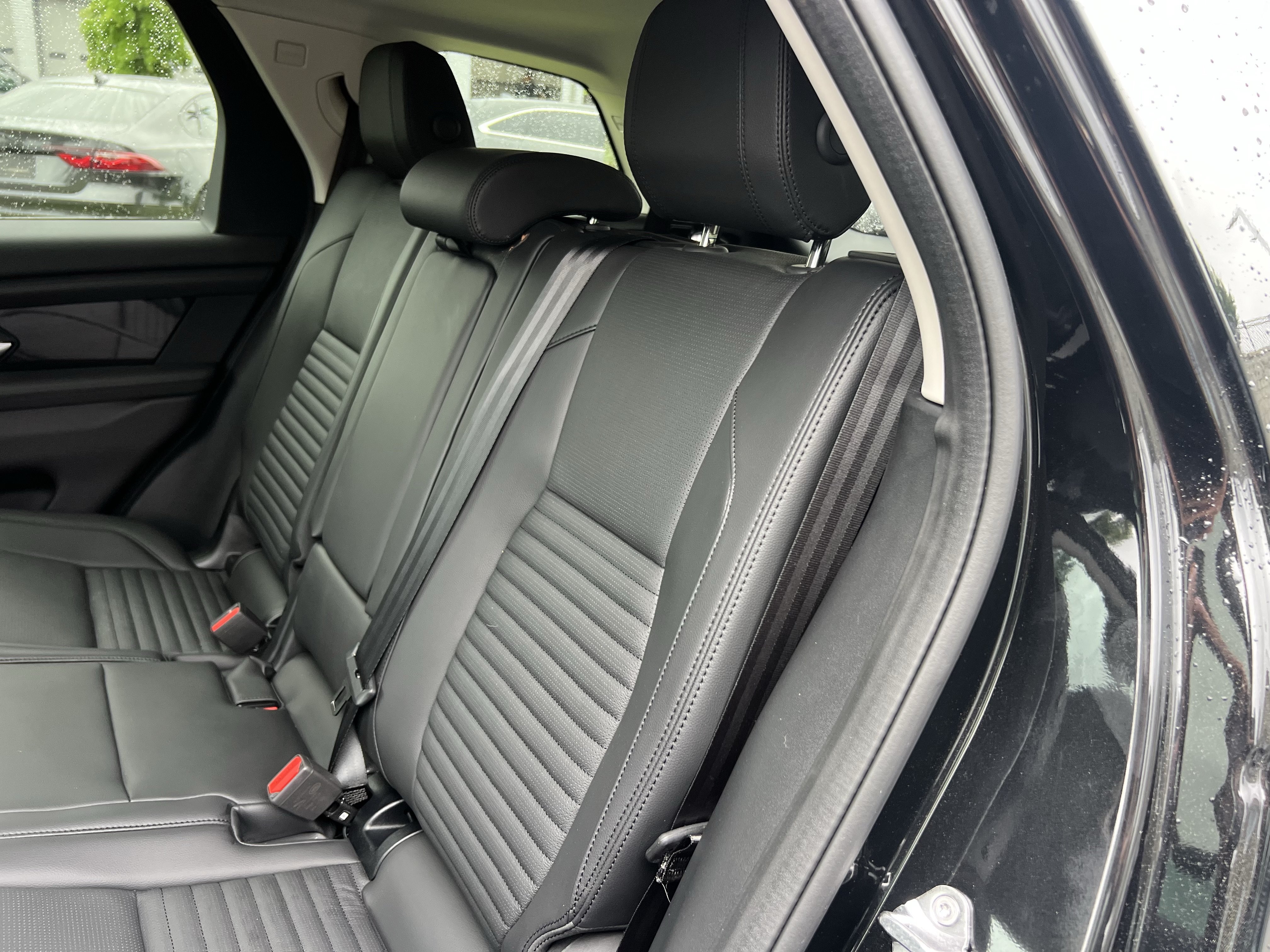 Certified 2025 Land Rover Discovery Sport S AWD/4WD image 33