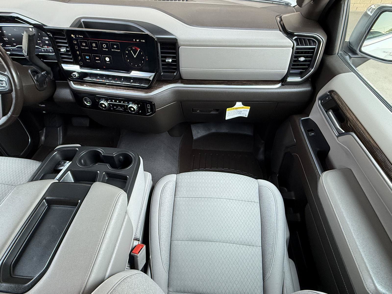 Used 2022 GMC Sierra 1500 SLE AWD/4WD image 17