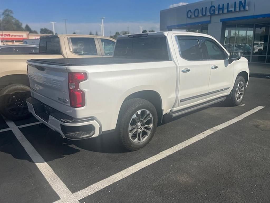 Used 2023 Chevrolet Silverado 1500 High Country image 4