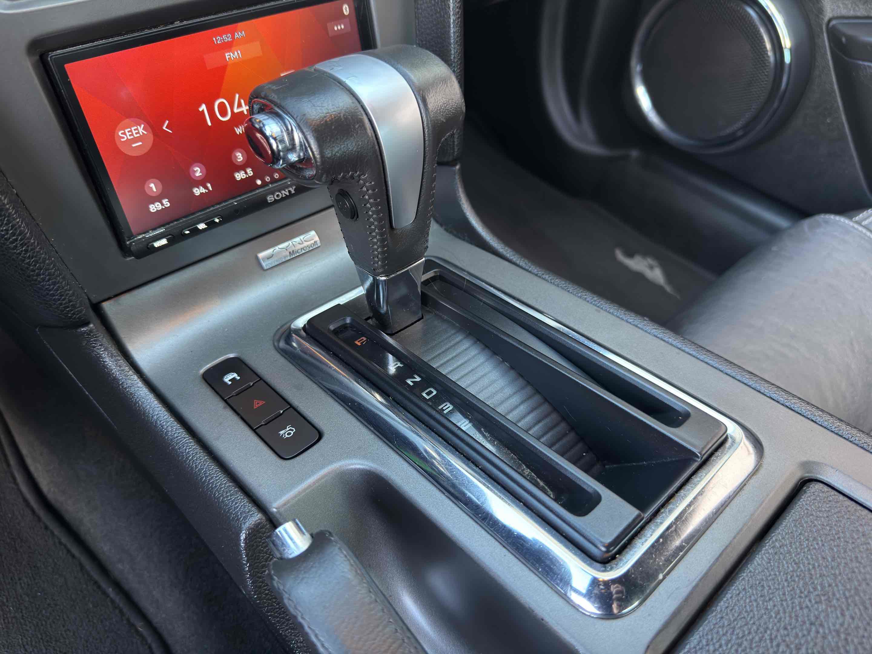Used 2010 Ford Mustang Premium RWD image 52