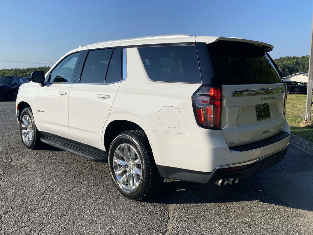 Used 2024 Chevrolet Tahoe Premier AWD/4WD image 3