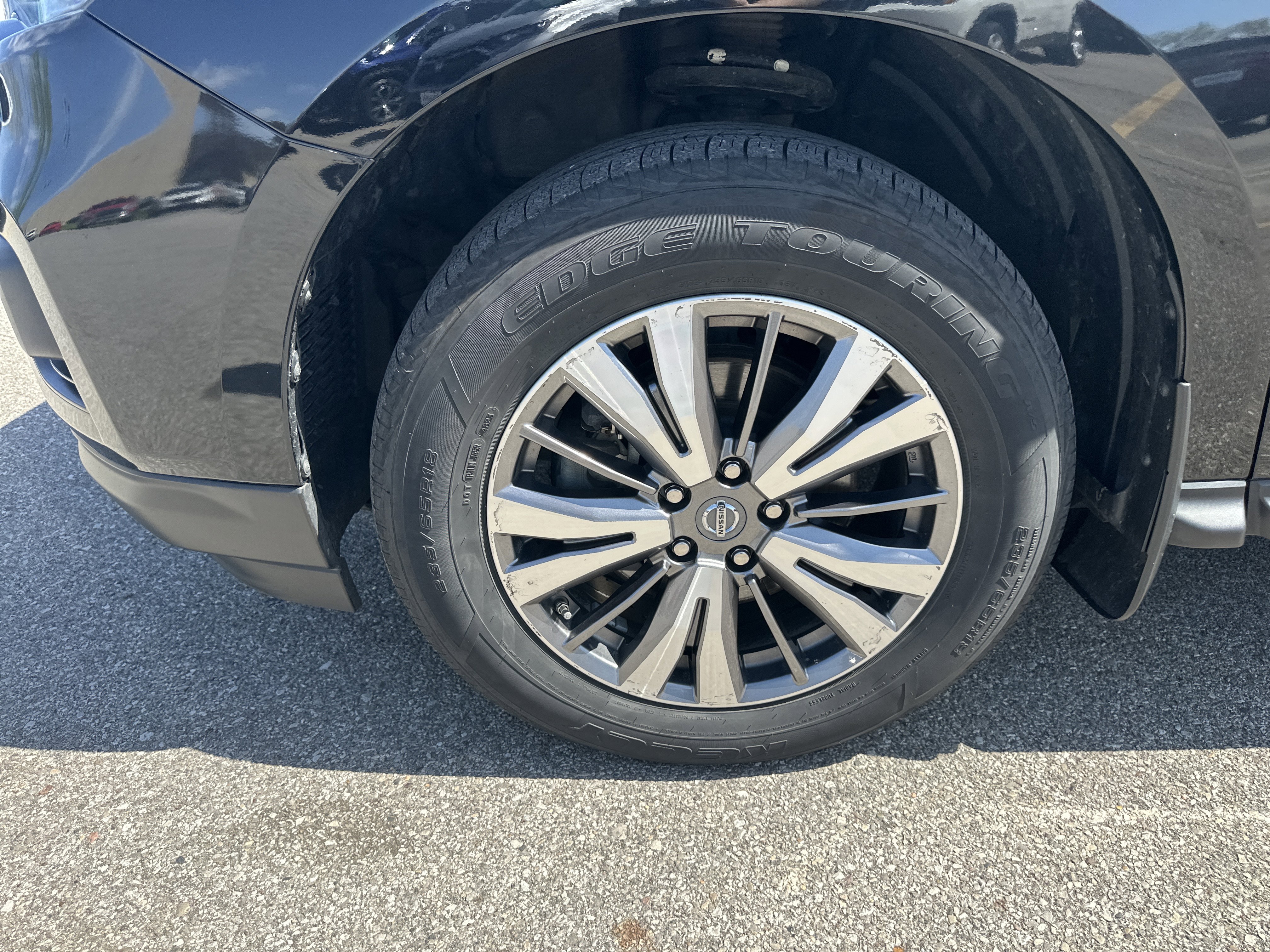 Used 2019 Nissan Pathfinder S image 7