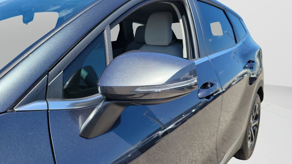 Used 2024 Kia Sportage EX image 26