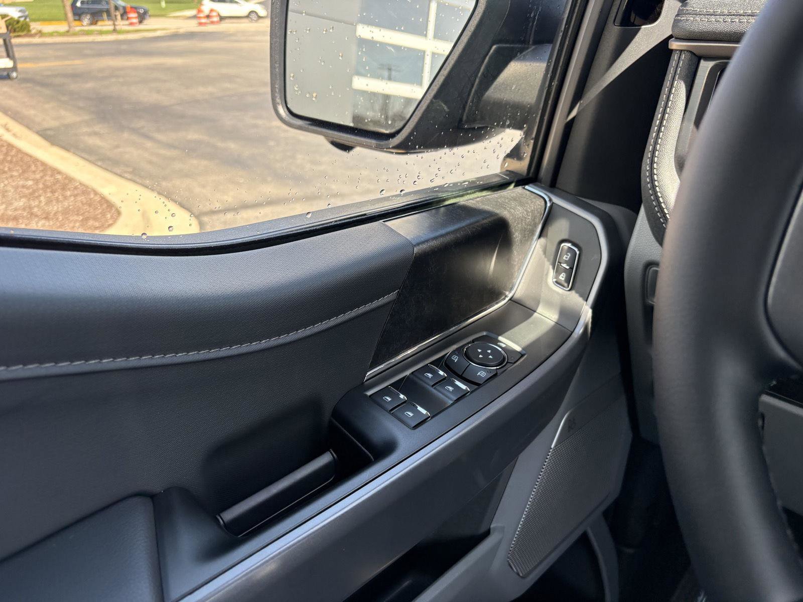 New 2025 Ford F150 Lightning Flash AWD/4WD image 17