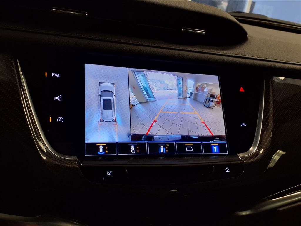 Certified 2024 Cadillac XT6 Sport w/ Technology Package image 27