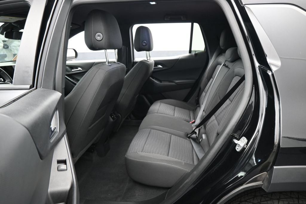 Used 2026 Chevrolet Equinox LT FWD image 28