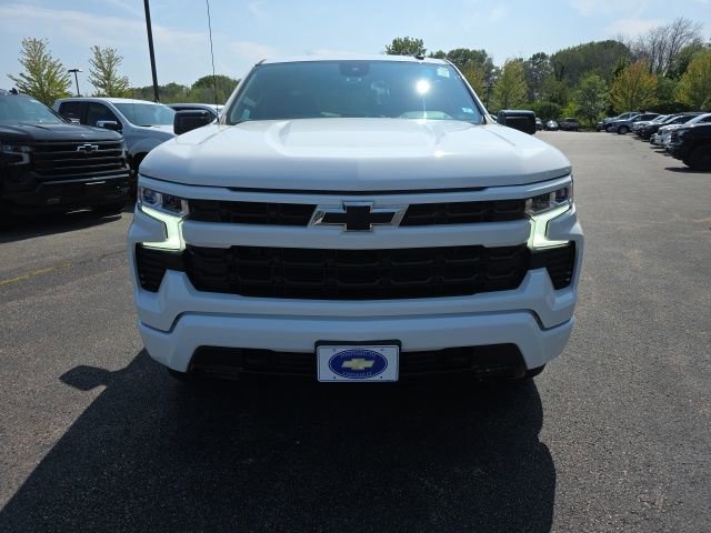 Used 2022 Chevrolet Silverado 1500 RST w/ LPO, Dark Essentials Package AWD/4WD image 9