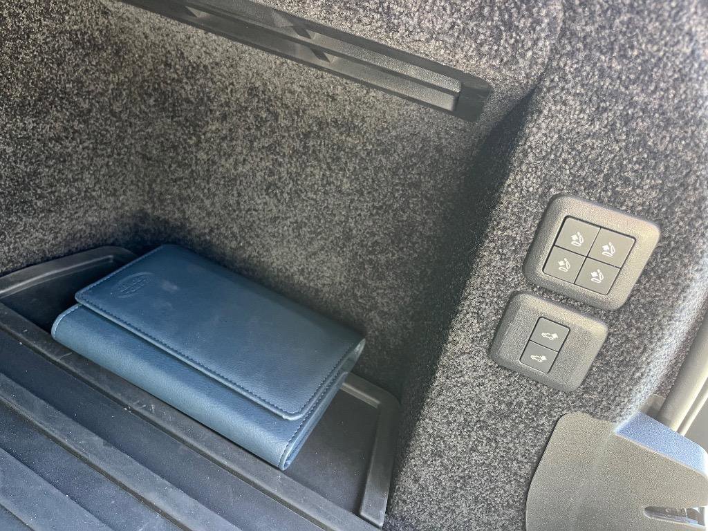 Used 2018 Land Rover Range Rover Supercharged image 28