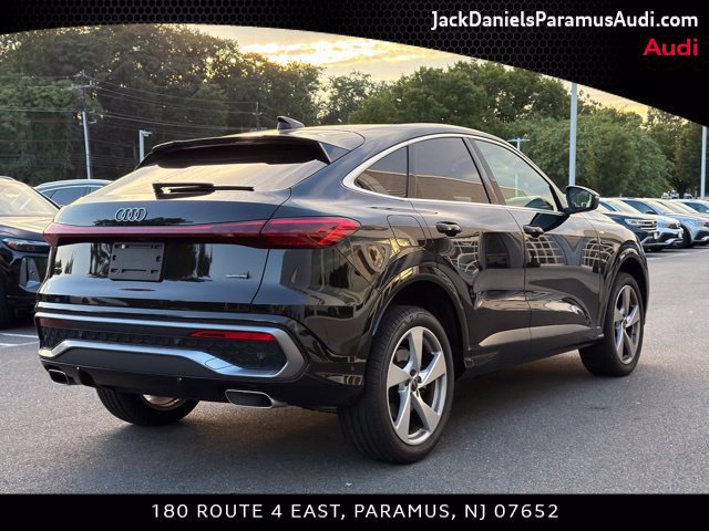 Certified 2025 Audi Q5 Premium Plus w/ Premium Plus AWD/4WD image 6