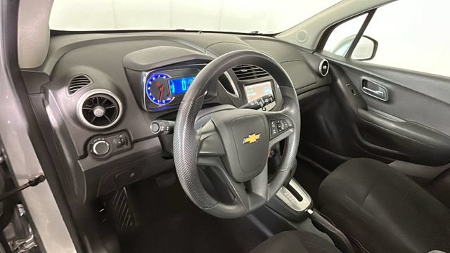 Used 2015 Chevrolet Trax LS FWD image 13