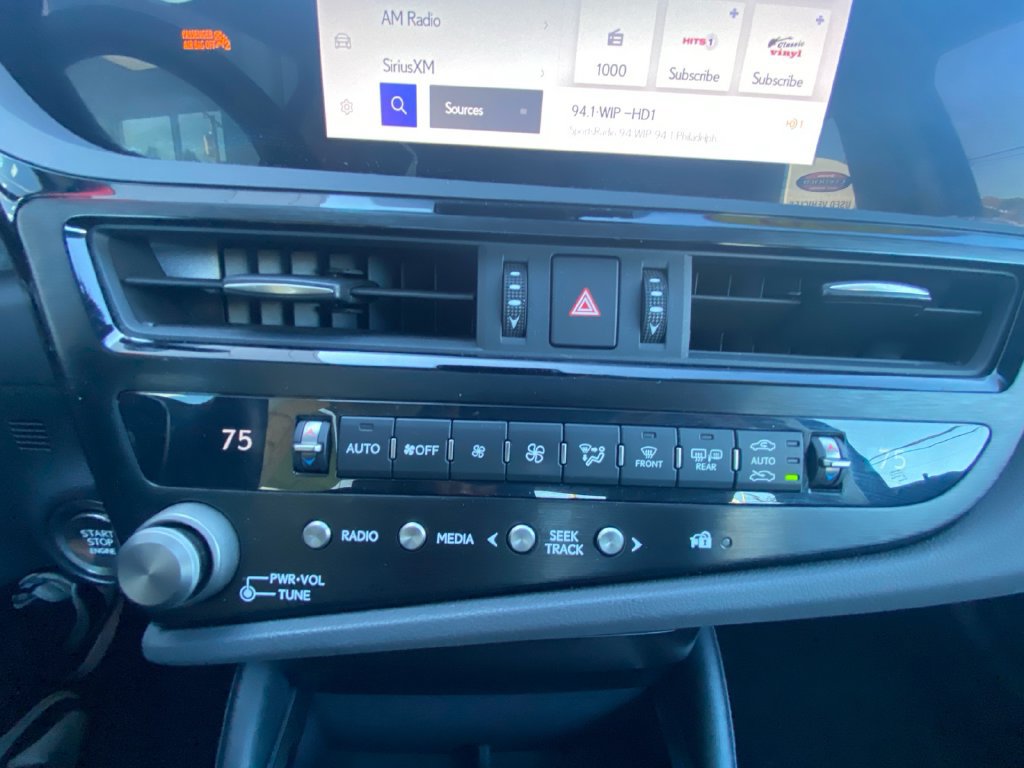 Used 2023 Lexus ES 350 w/ Premium Package FWD image 27