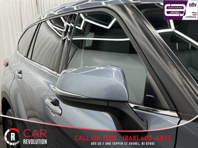 Used 2021 Toyota Highlander XLE image 65