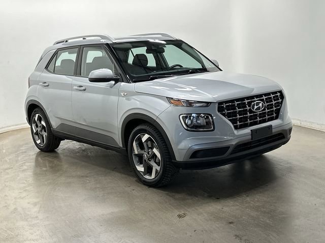 Used 2022 Hyundai Venue SEL w/ Cargo Package image 29