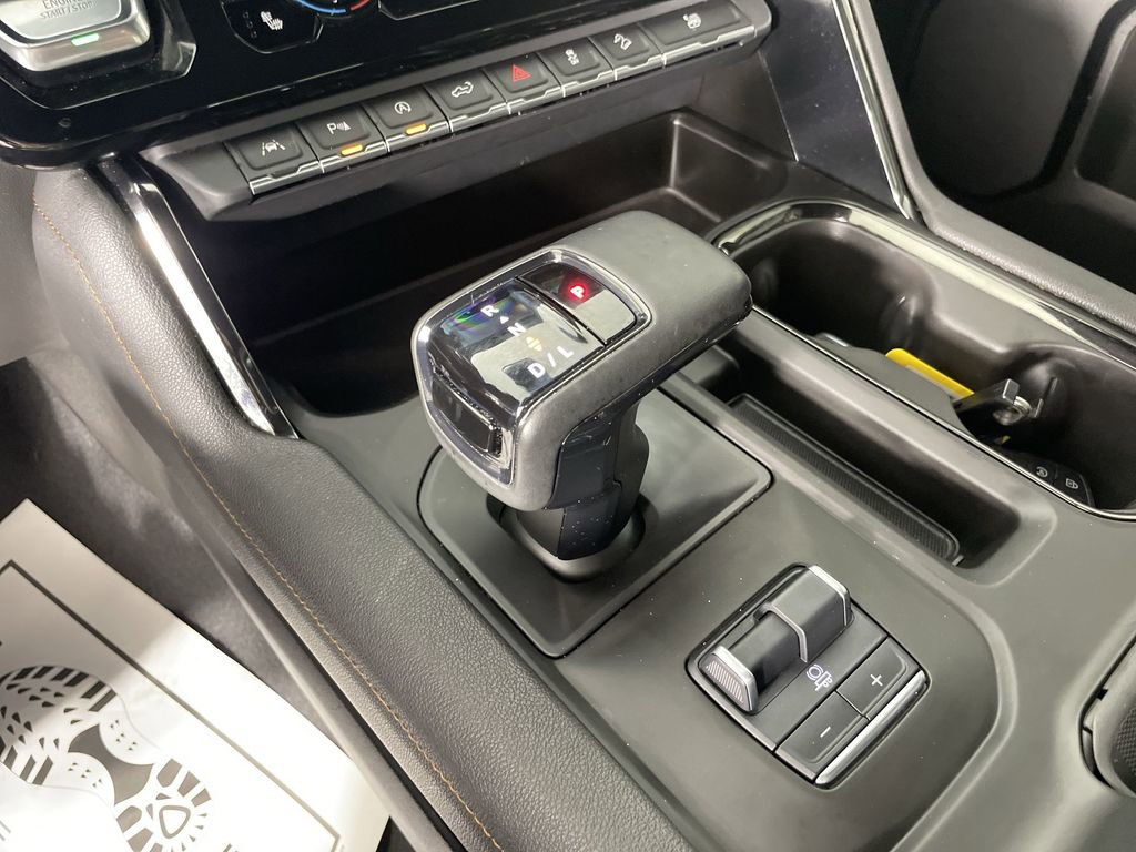 Used 2023 GMC Sierra 1500 AT4 w/ AT4 Premium Package image 16