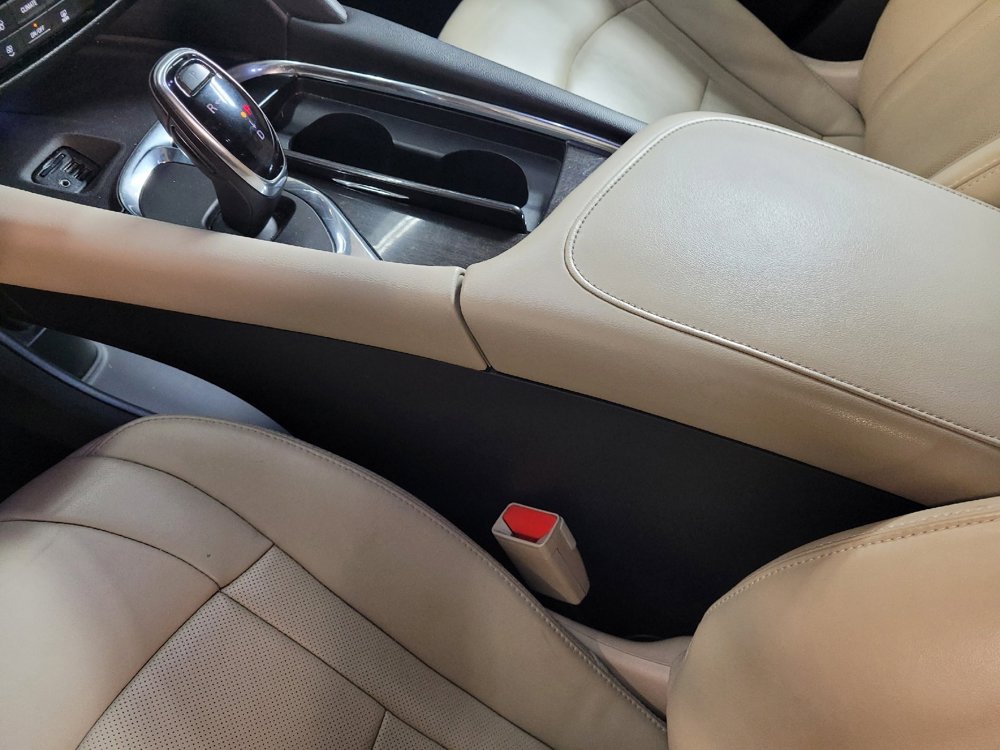 Used 2021 Buick Enclave Essence w/ Sound and Sites Package image 26