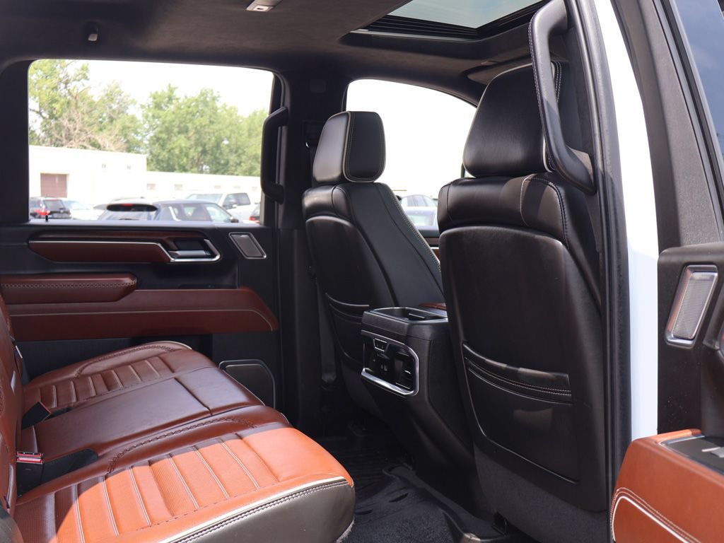Used 2024 GMC Sierra 2500 Denali Ultimate w/ LPO, GMC Protection Package AWD/4WD image 32