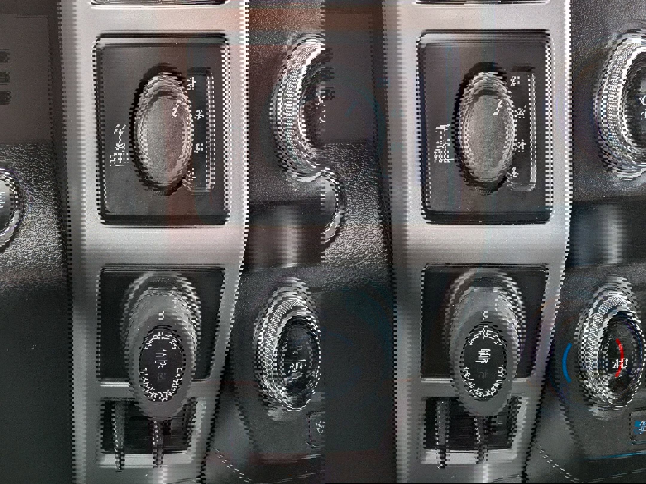 Used 2019 Ford F150 Lariat w/ Equipment Group 502A Luxury image 23