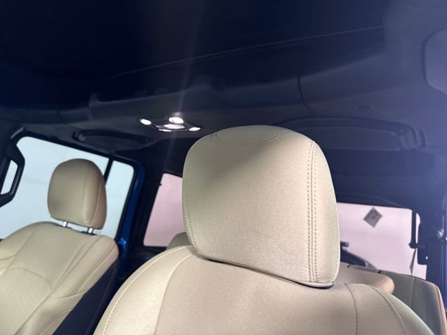 Used 2023 Jeep Wrangler Sport S image 11