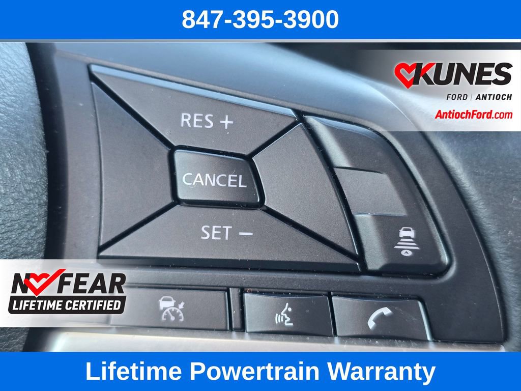 Used 2023 Nissan Sentra SR w/ SR Premium Package image 36