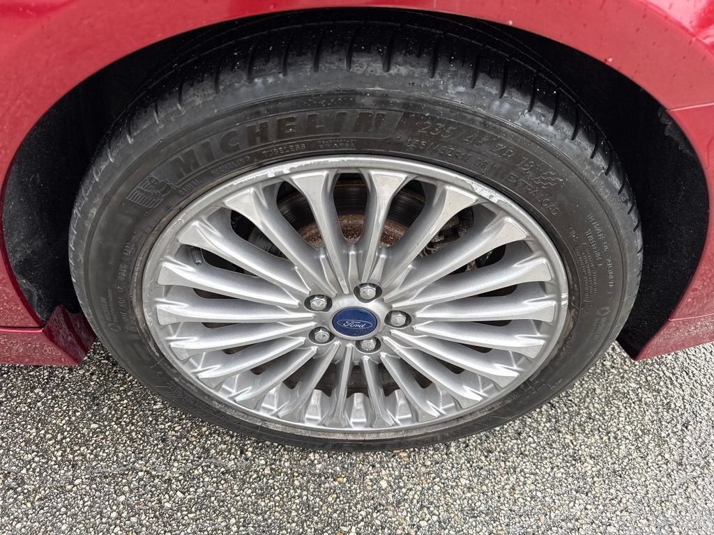 Used 2016 Ford Fusion Titanium FWD image 11