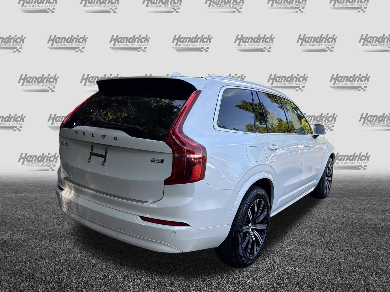 Certified 2023 Volvo XC90 B5 Core w/ Protection Package Premier AWD/4WD image 10