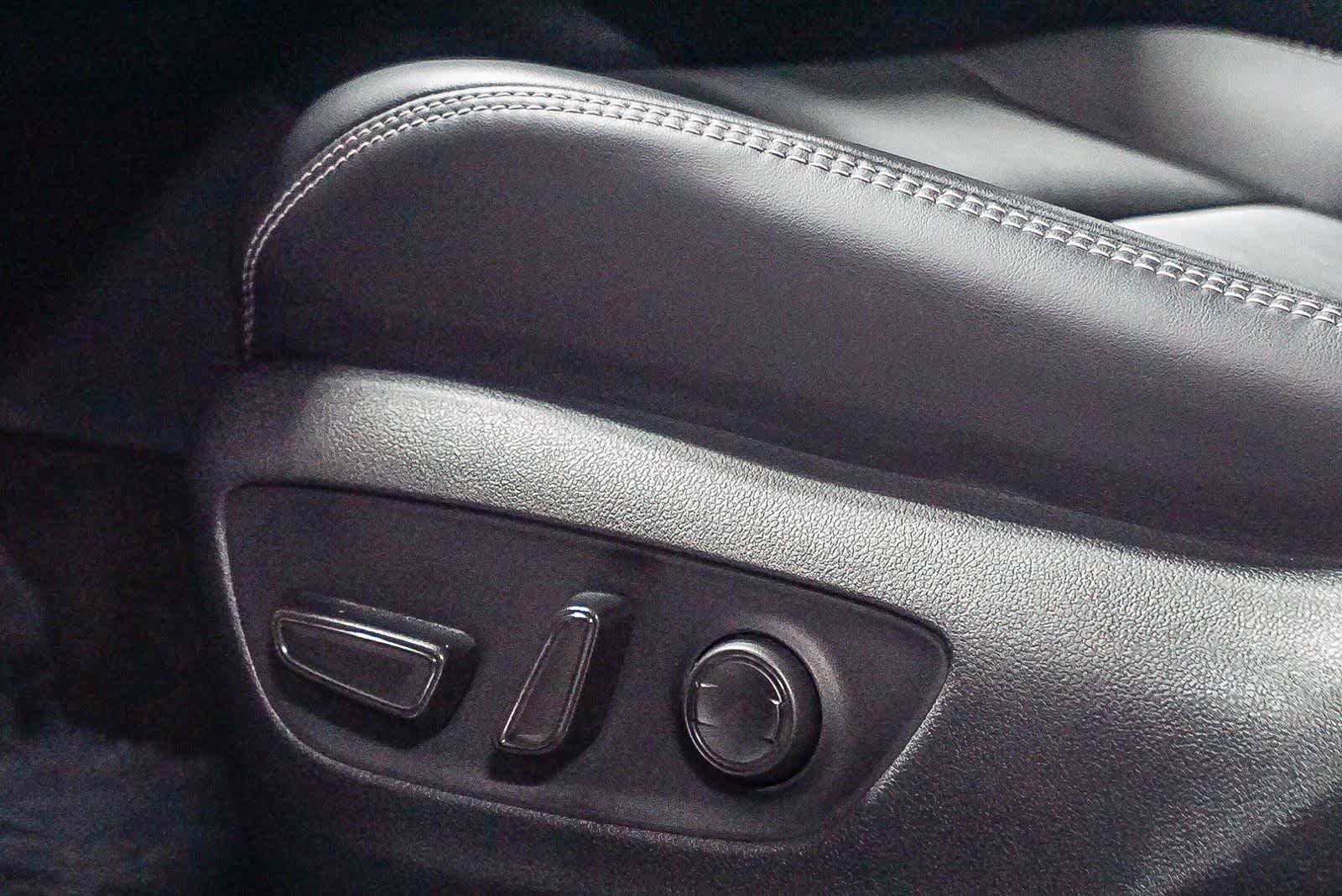 Certified 2025 Toyota RAV4 XLE Premium AWD/4WD image 22