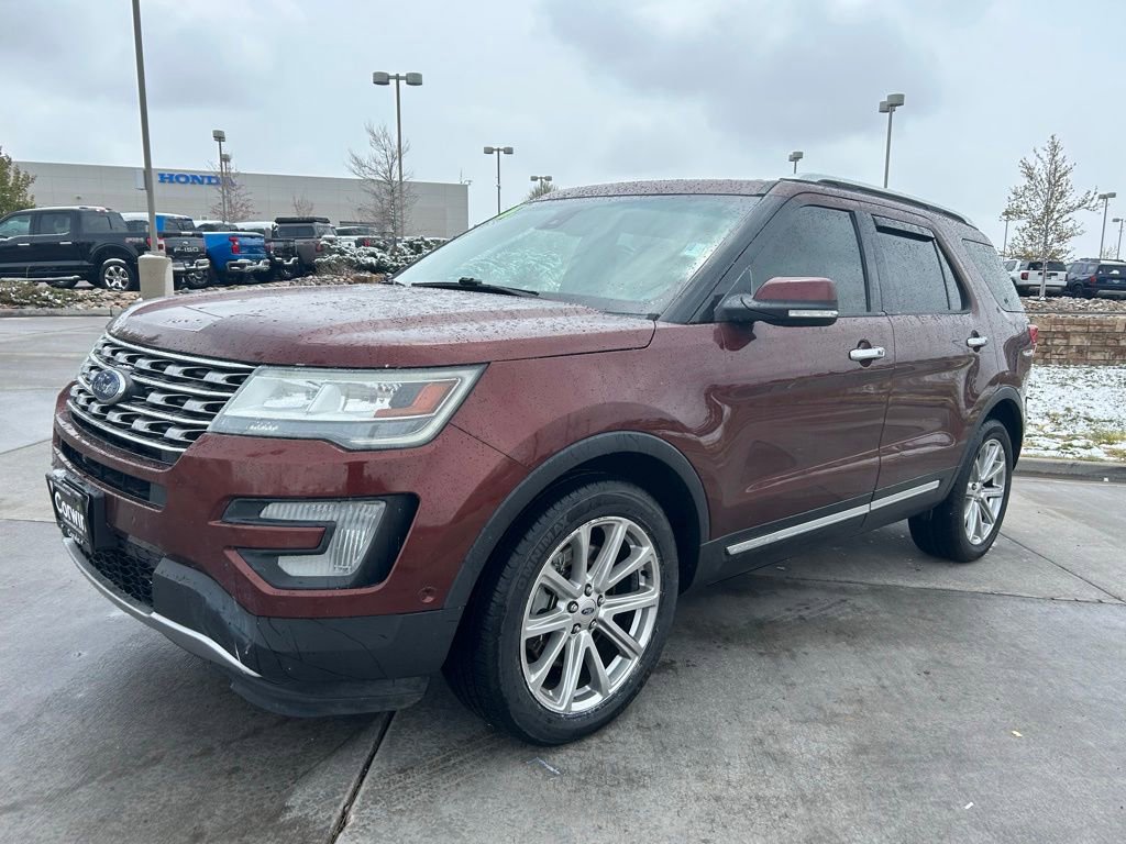 Used 2016 Ford Explorer Limited w/ Equipment Group 301A AWD/4WD image 3