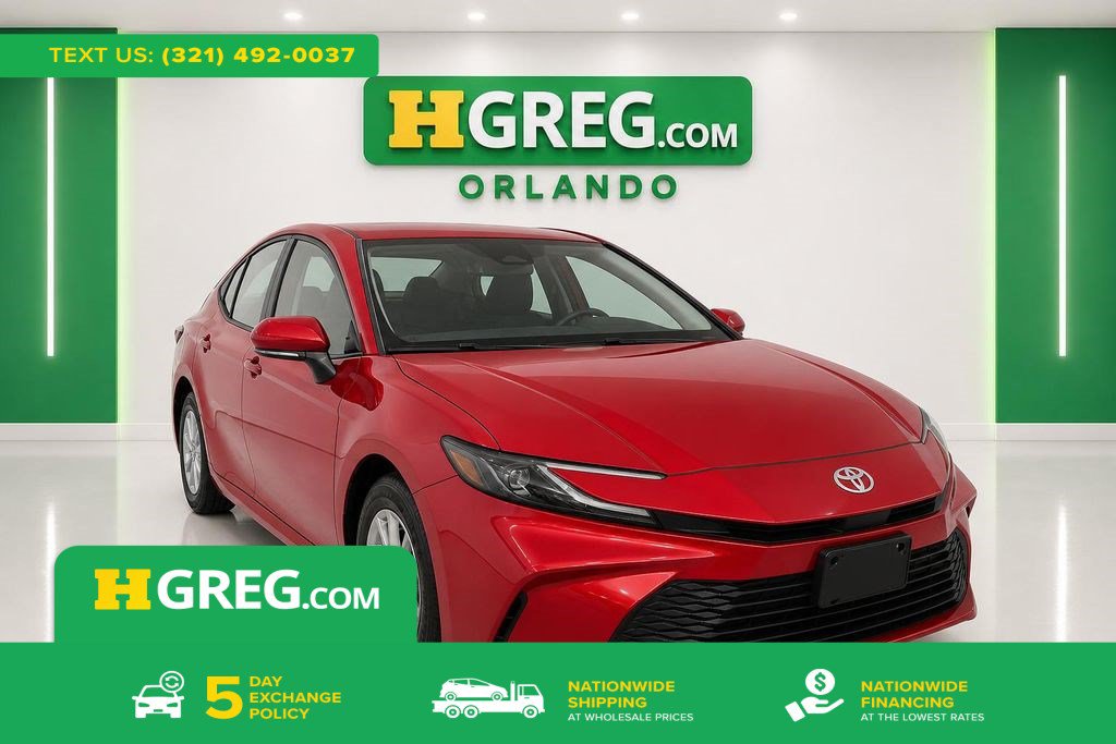 Used 2025 Toyota Camry LE w/ Convenience Package FWD image 1