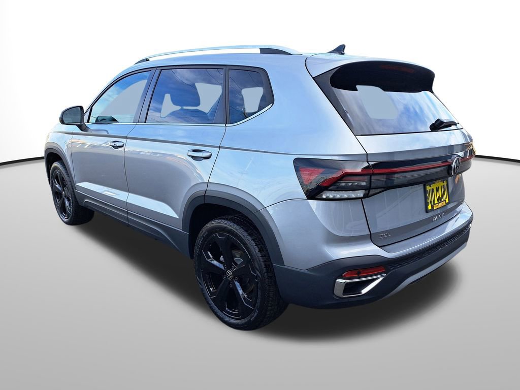 New 2025 Volkswagen Taos SEL image 8