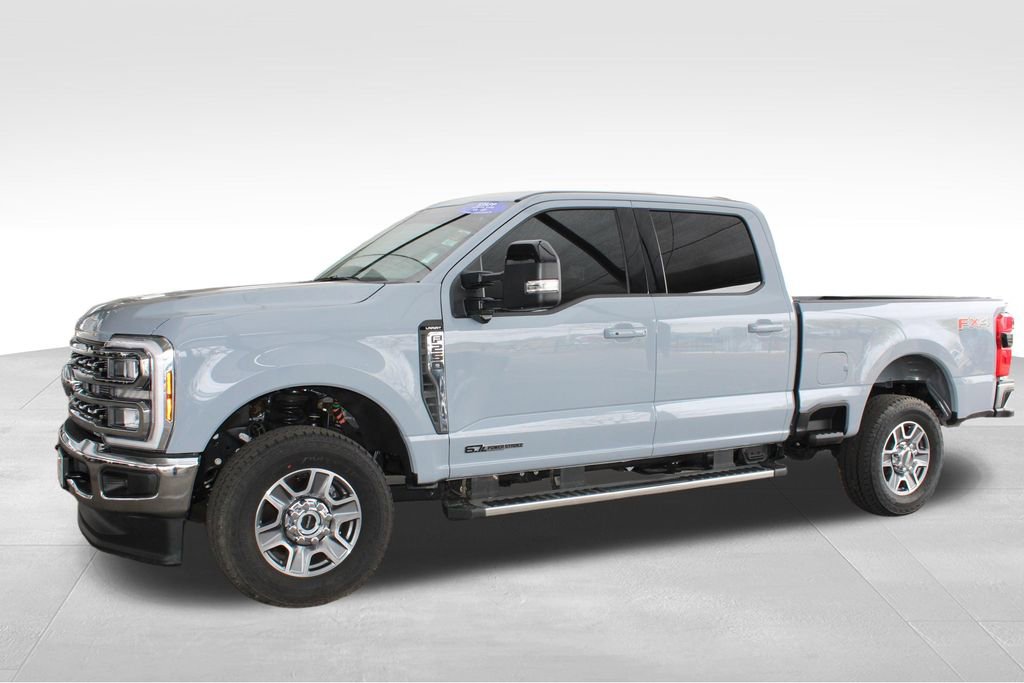 Used 2025 Ford F250 Lariat w/ FX4 Off-Road Package image 11