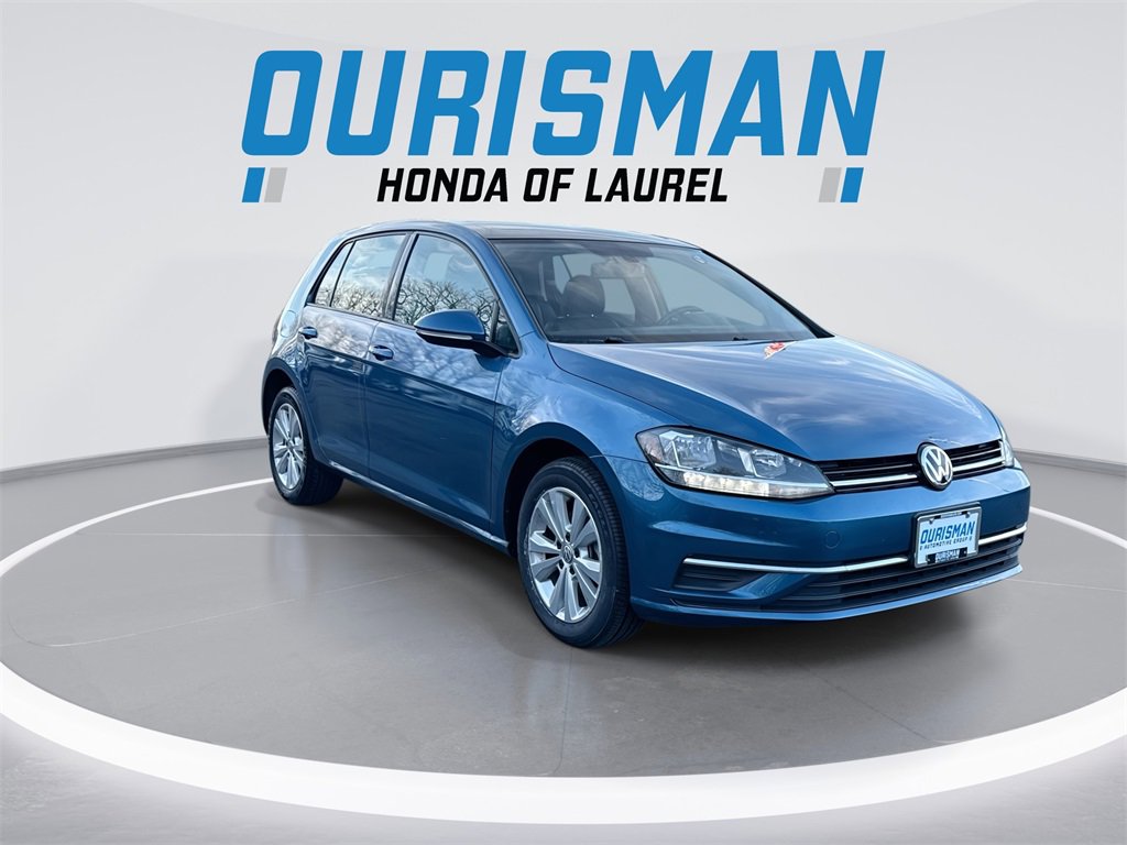 Used 2021 Volkswagen Golf 4-Door image 2