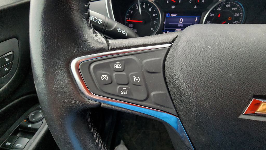 Used 2019 Chevrolet Equinox LT image 27