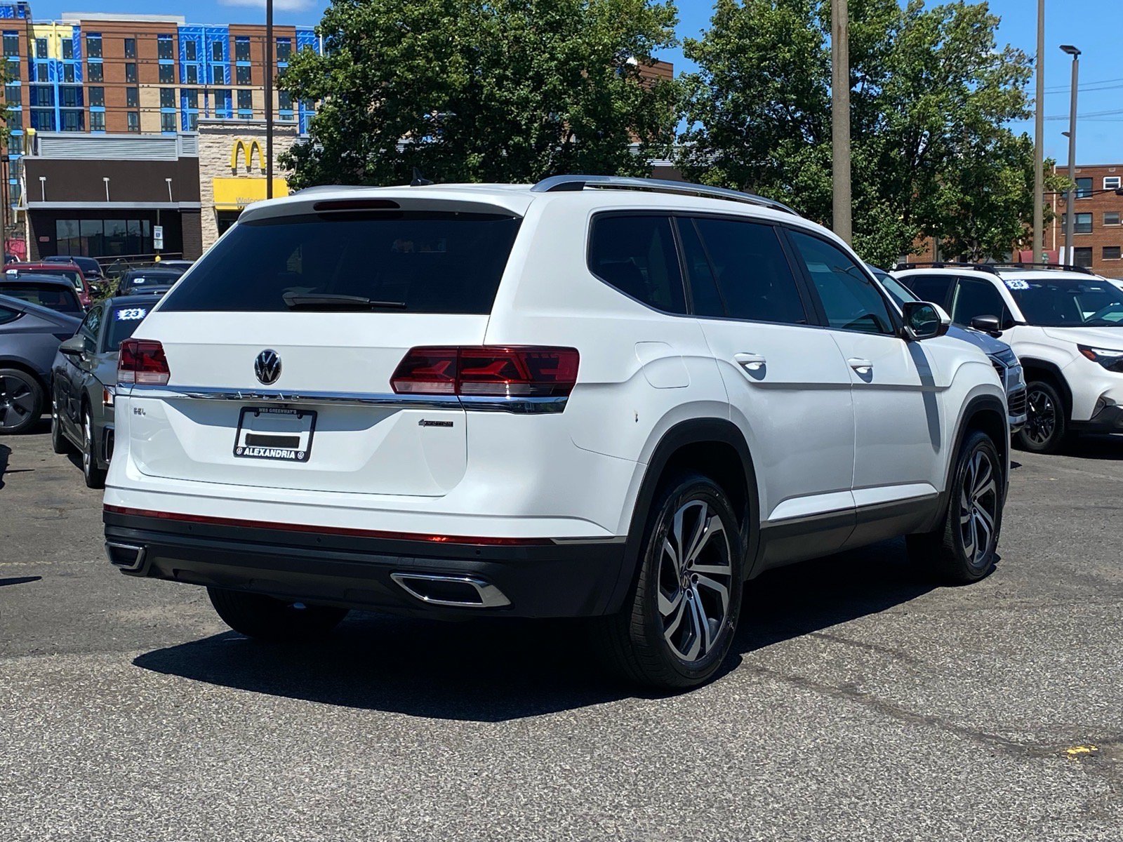 Certified 2023 Volkswagen Atlas SEL AWD/4WD image 3