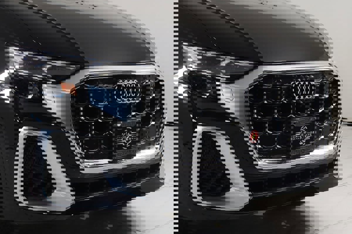 Used 2024 Audi SQ8 Premium Plus image 61