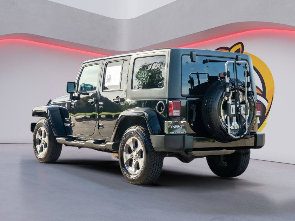 Used 2017 Jeep Wrangler Unlimited Sahara w/ Connectivity Group AWD/4WD image 7