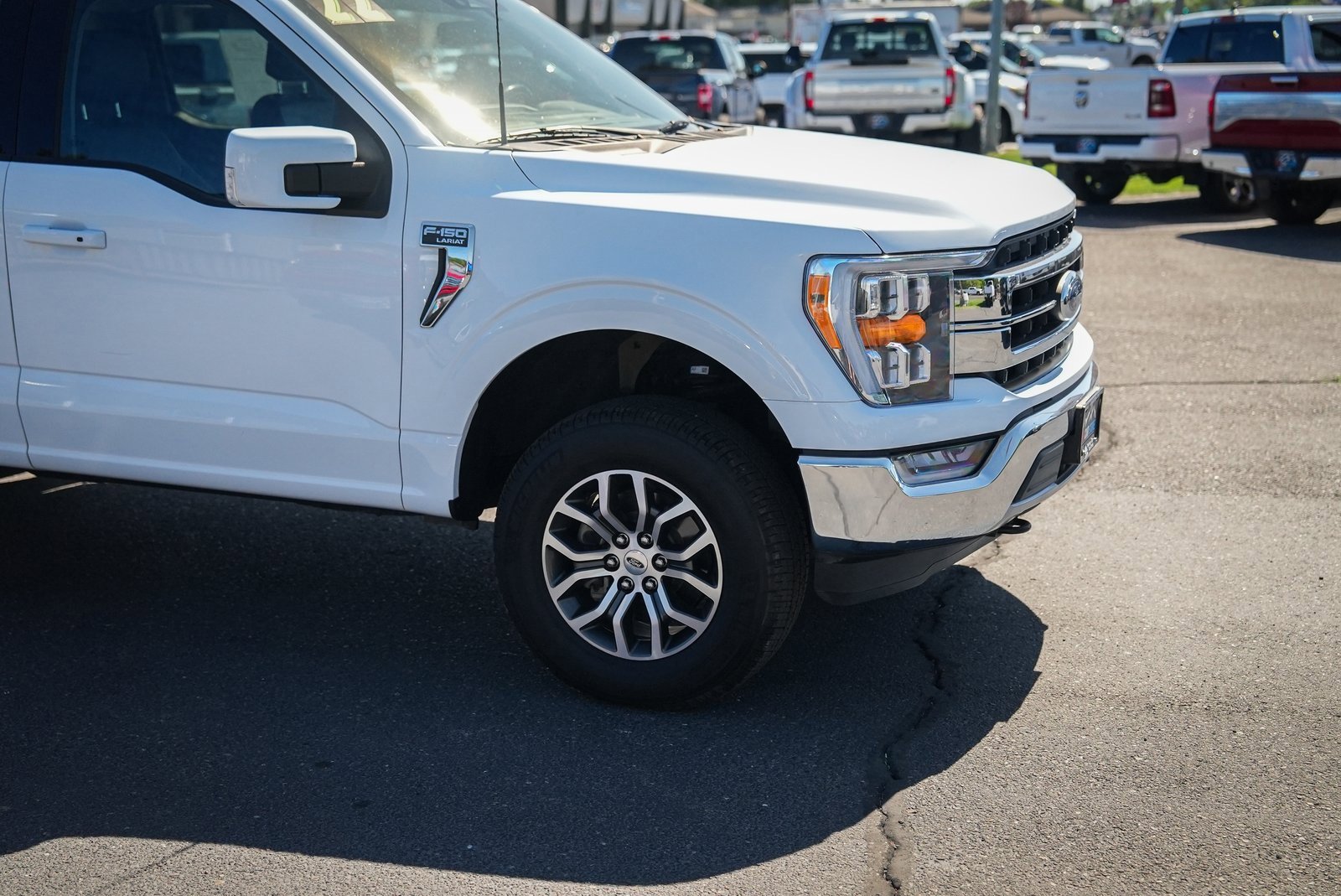 Used 2022 Ford F150 Lariat w/ Max Trailer Tow Package image 3