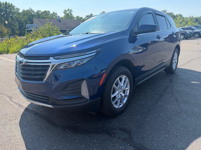 Used 2022 Chevrolet Equinox LT AWD/4WD image 2
