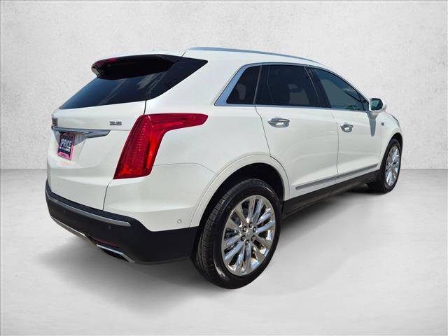 Used 2017 Cadillac XT5 Platinum w/ Driver Assist Package AWD/4WD image 5