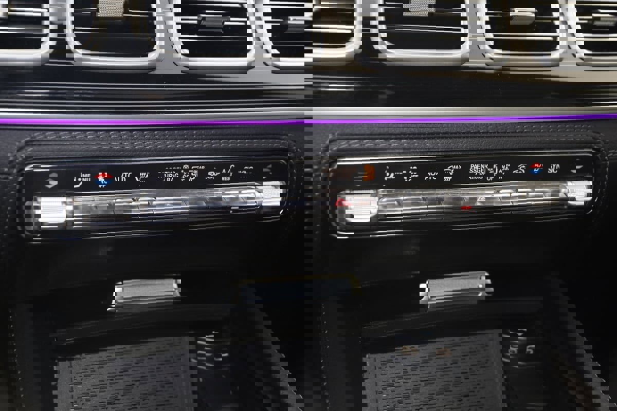 Used 2024 Mercedes-Benz GLE 53 AMG 4MATIC Coupe image 42