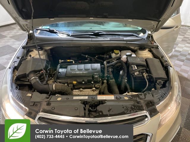 Used 2015 Chevrolet Cruze LT image 20