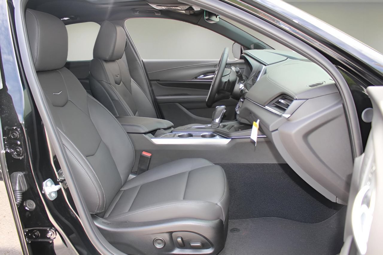 New 2025 Cadillac CT4 Premium Luxury w/ Climate Package RWD image 15