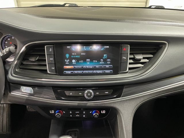 Used 2018 Buick Enclave Essence w/ Trailering Package AWD/4WD image 16