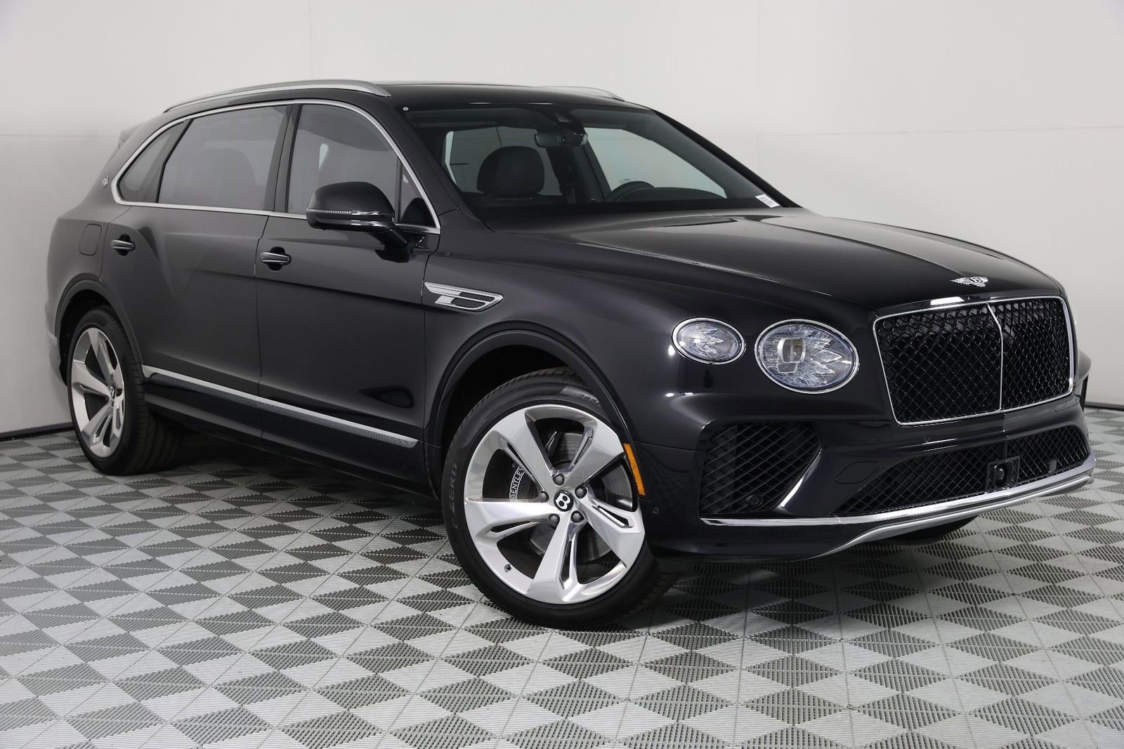 New 2025 Bentley Bentayga Extended Wheelbase image 17