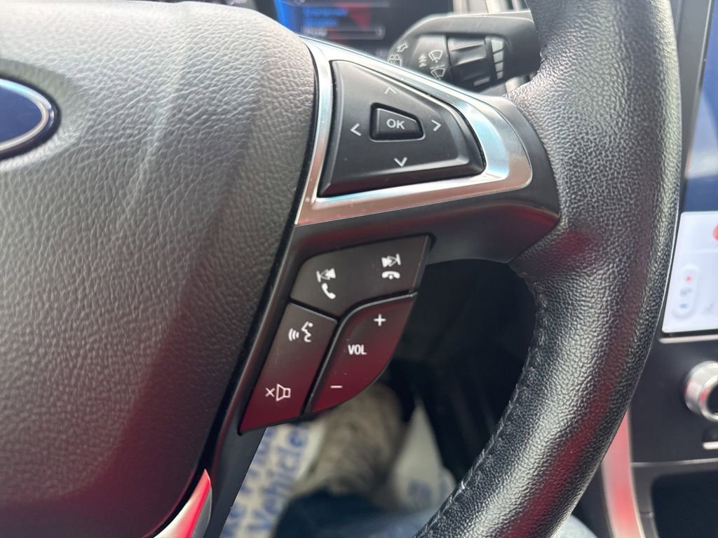 Used 2023 Ford Edge SEL image 43